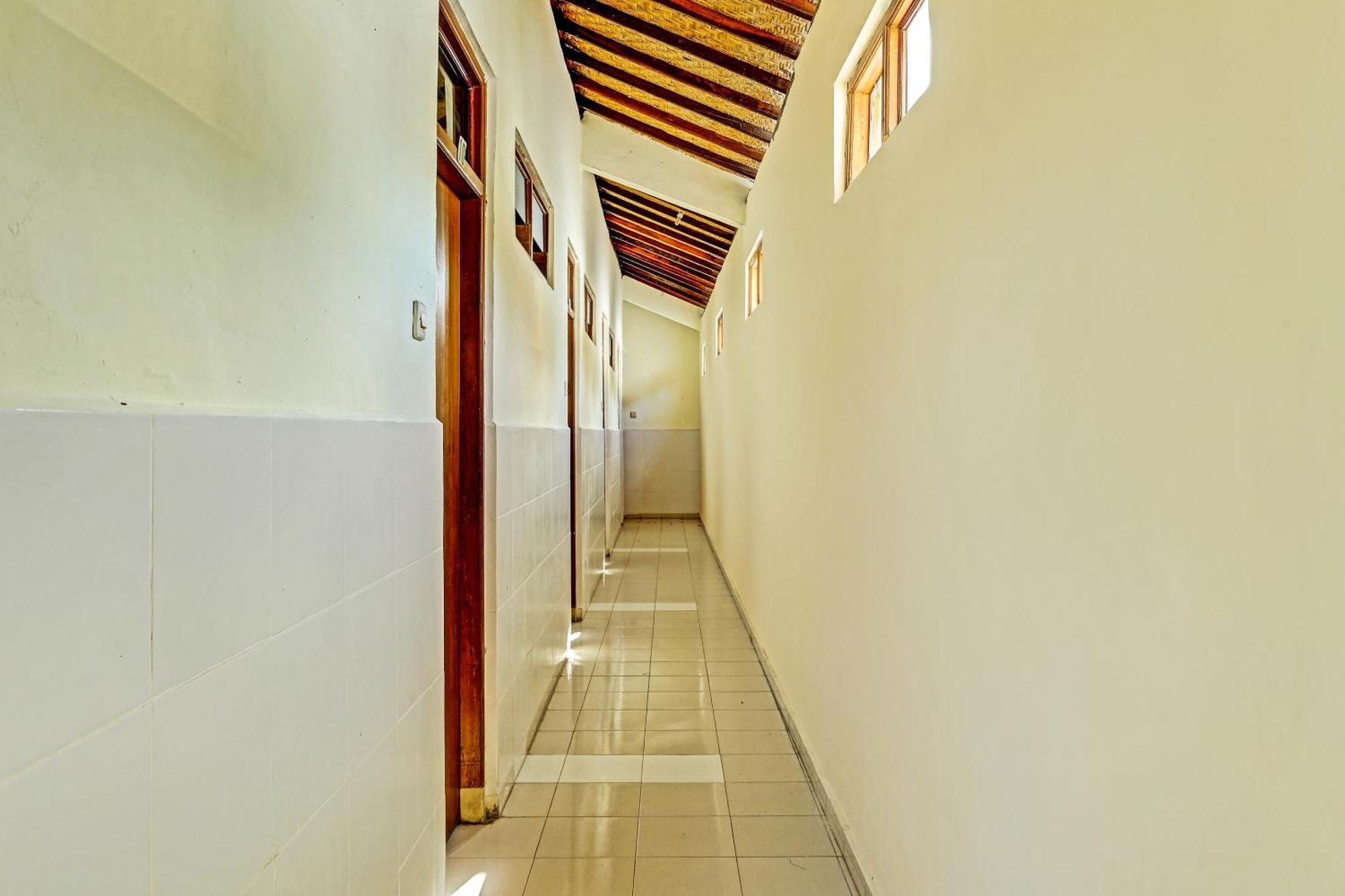 Oyo Collection O 91125 Puri Dewa Bharata Jimbaran Exterior foto